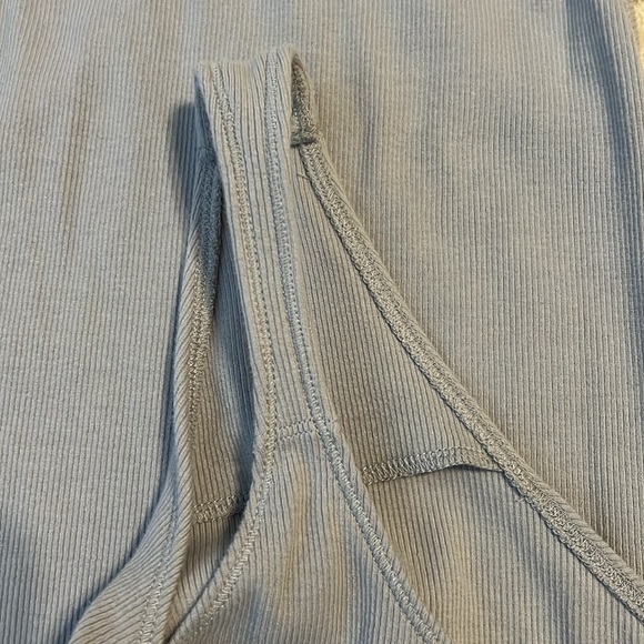 Gently worn Abercrombie bodysuit - Picture 3 of 3